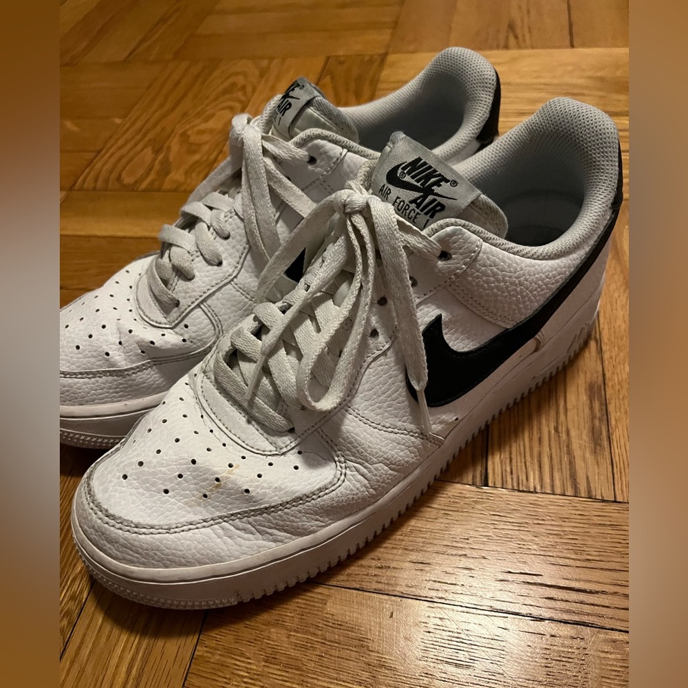 Nike men’s sneakers